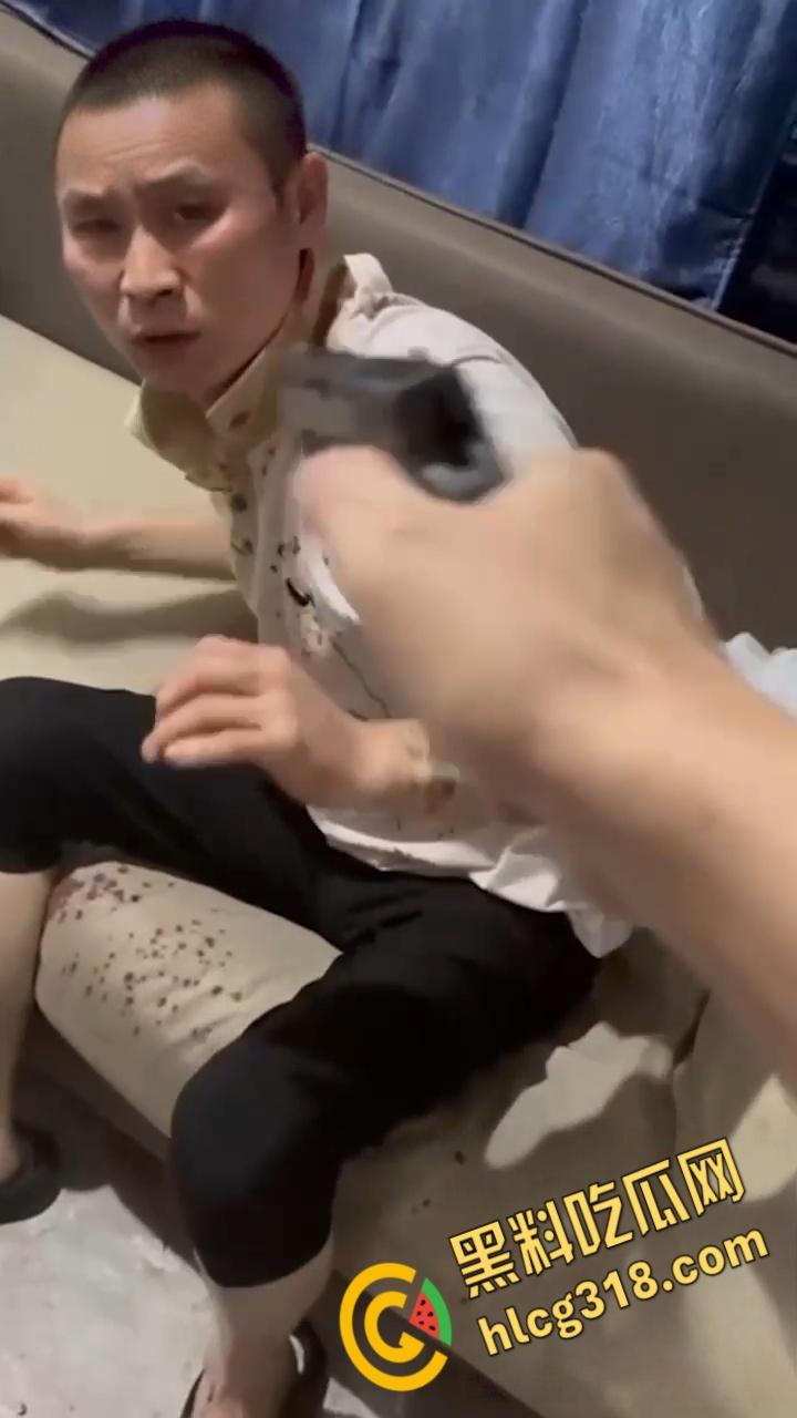 中国绑匪在菲律宾内讧，绑架国人生意惨淡，上演血腥狗咬狗，头破血流枪口相向 !  第1张