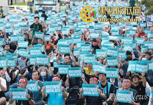 首尔之春恋爱脑总统『 尹锡悦』深夜全国戒严只为护妻子 第一夫人为让他稳住总统宝座睡遍军方高层！  第30张