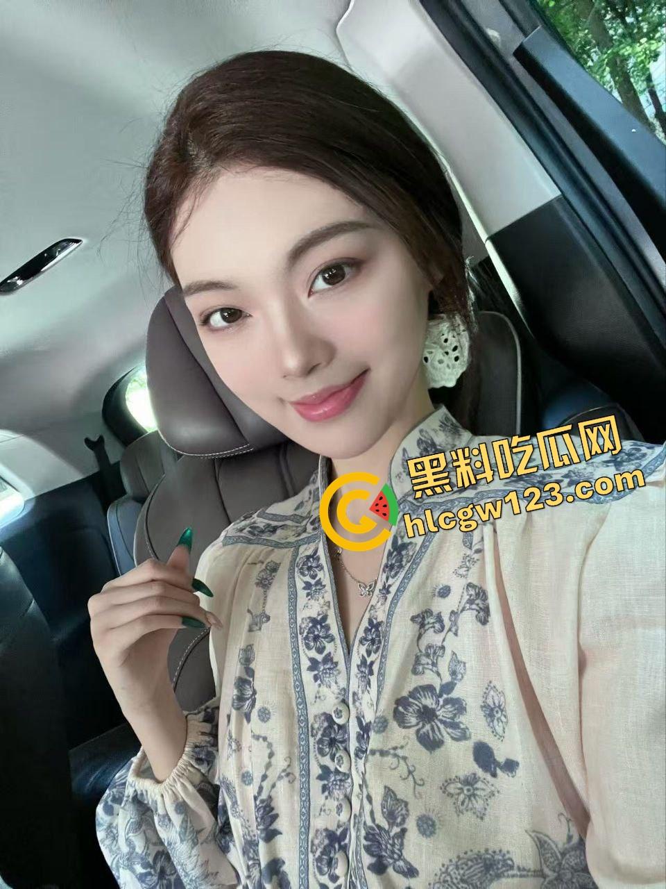 群友爆料前女友【宋蒨】JK黑丝公交车,02年小骚货不上班专靠男人养,两年感情换一顶绿帽! 第5张 群友爆料前女友【宋蒨】JK黑丝公交车,02年小骚货不上班专靠男人养,两年感情换一顶绿帽! 第5张