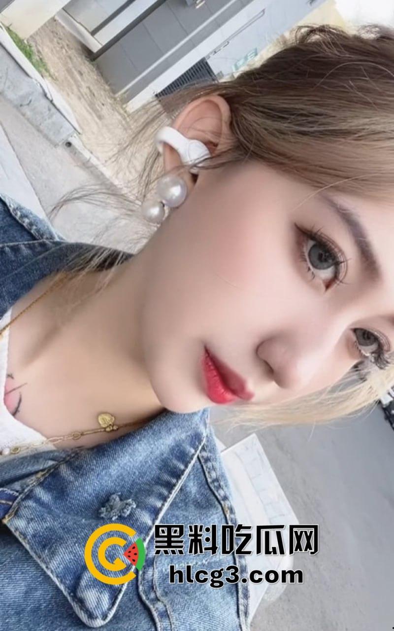 快手爆炸丑闻！纹身女神『彤謌』与榜大哥私会渔网做爱视频外泄，清纯颜值暗藏“风骚”真相！  第11张