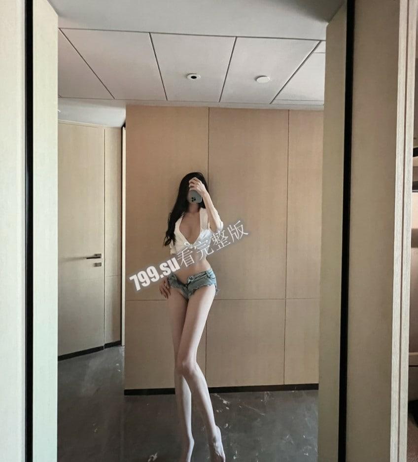 抖音百万粉丝！九头身 1.84 米红唇艳女仆葛征 土豪 1V1 视频泄漏！  第29张