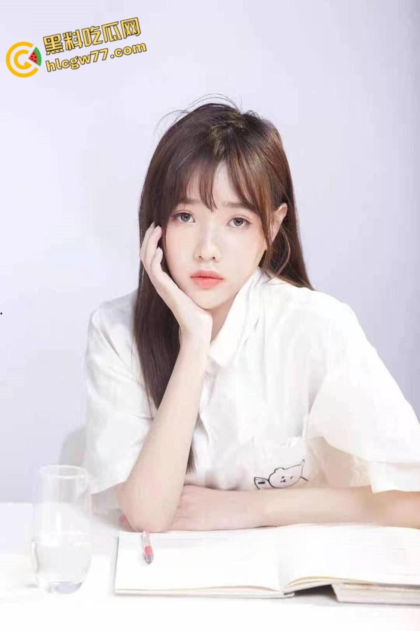 清纯留学生化身媚黑狂婊！聊天记录大曝光，深夜派对被黑人雄风征服，骚母狗的跨国狂欢炸裂全场！  第9张