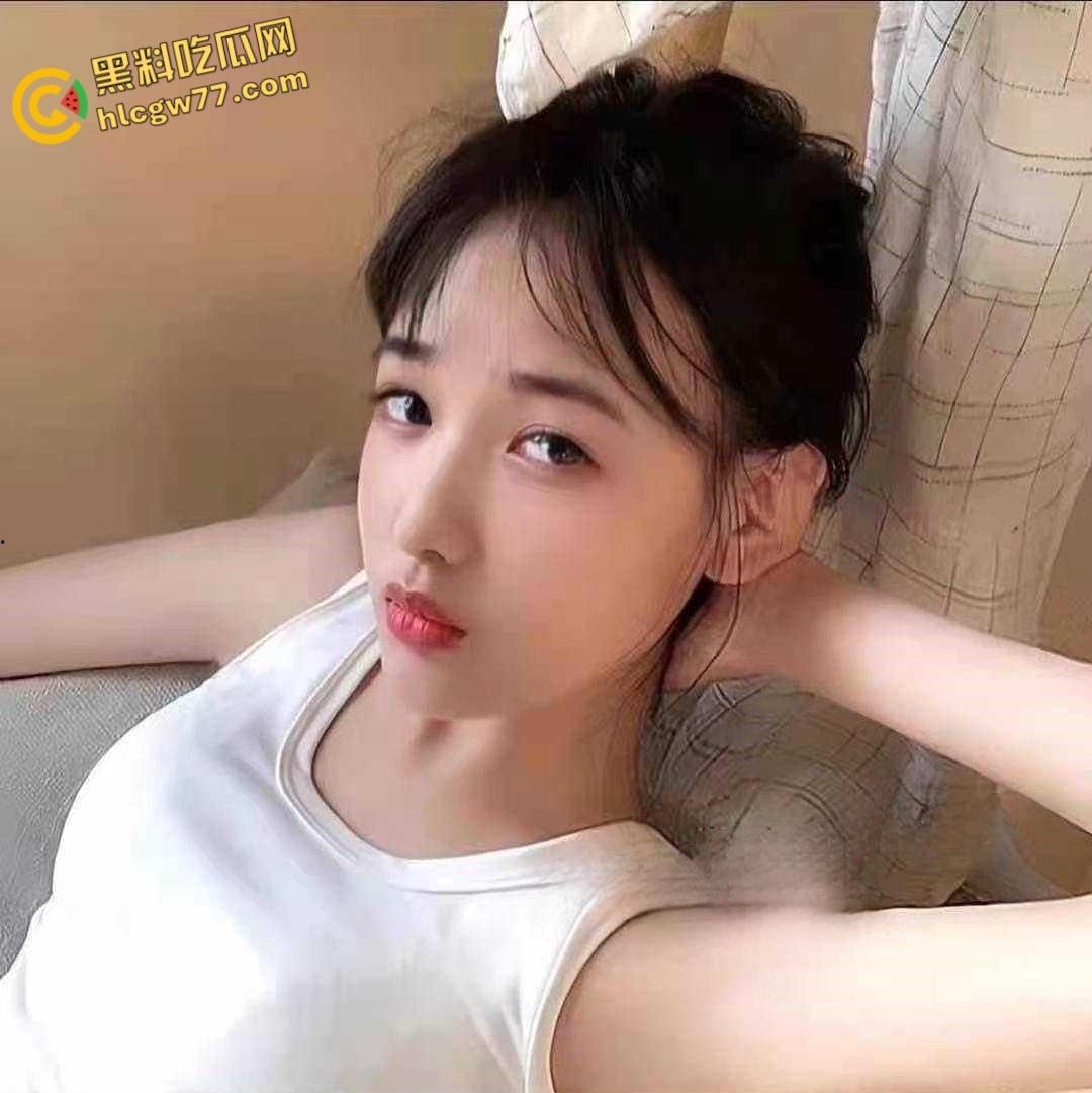 清纯留学生化身媚黑狂婊！聊天记录大曝光，深夜派对被黑人雄风征服，骚母狗的跨国狂欢炸裂全场！  第10张