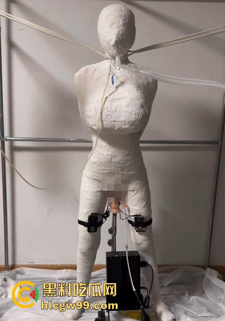 重口味来袭！石膏全身封闭化灌肠2L炮击木马调教视频流出，这样做真的不好闹出人命吗？  第4张