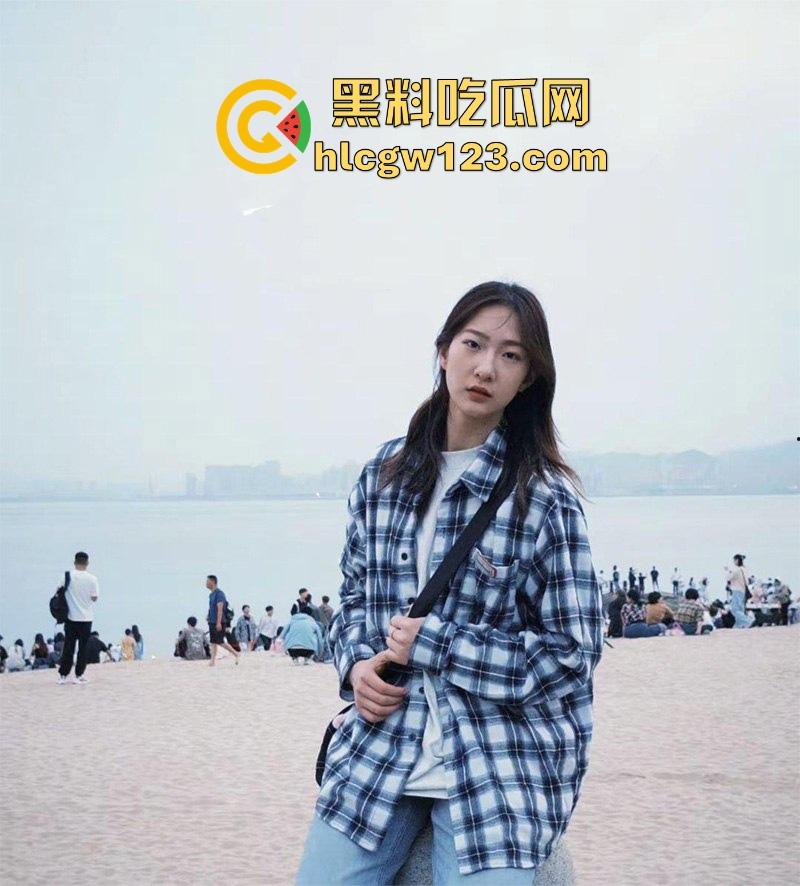 合肥师范学院手球队美女队员【李旗】约炮视频流出 雪白大长腿性感肥臀被抽打调教无套后入 !  第5张