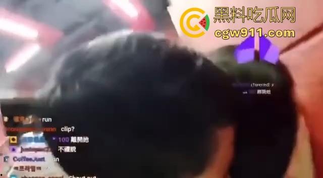 性感可爱外网主播街头直播遭遇印度哥们性骚扰！在地铁狂揉狂摸，这要是在他老家直接无套内射了！  第7张