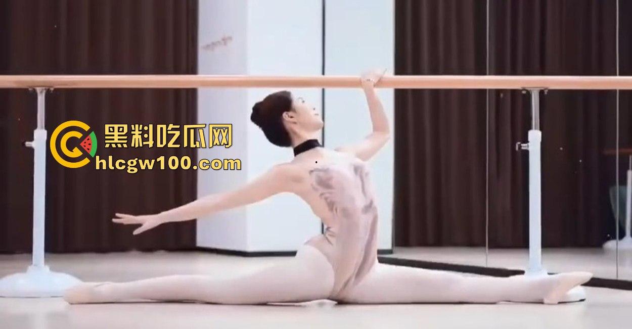 舞蹈妹妹一字马直接劈翻干爹，大长腿柔得跟蛇一样腿一开彩礼翻倍，舔狗看了直接秒，骚货绝活看完不硬算我输！  第8张