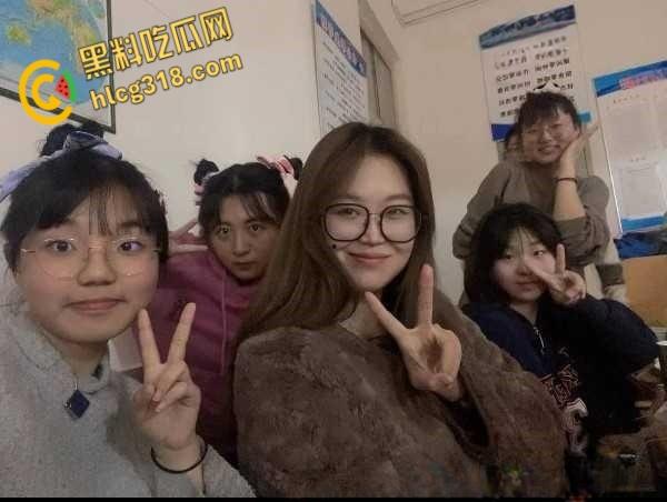 石家庄桥西区语文老师【孔祥宁】，为人师表，人前教书人后偷情育人，教师界的母狗！  第3张