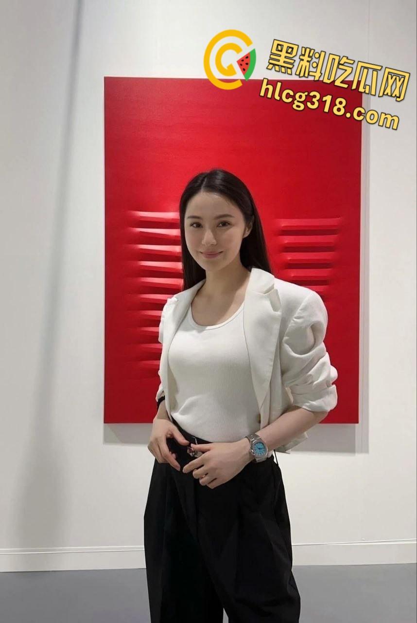 香港中文大学气质御姐【郭碧乐】，毕业后高管白领寂寞自拍，美乳大长腿主动女上尽显完美身材 !  第3张