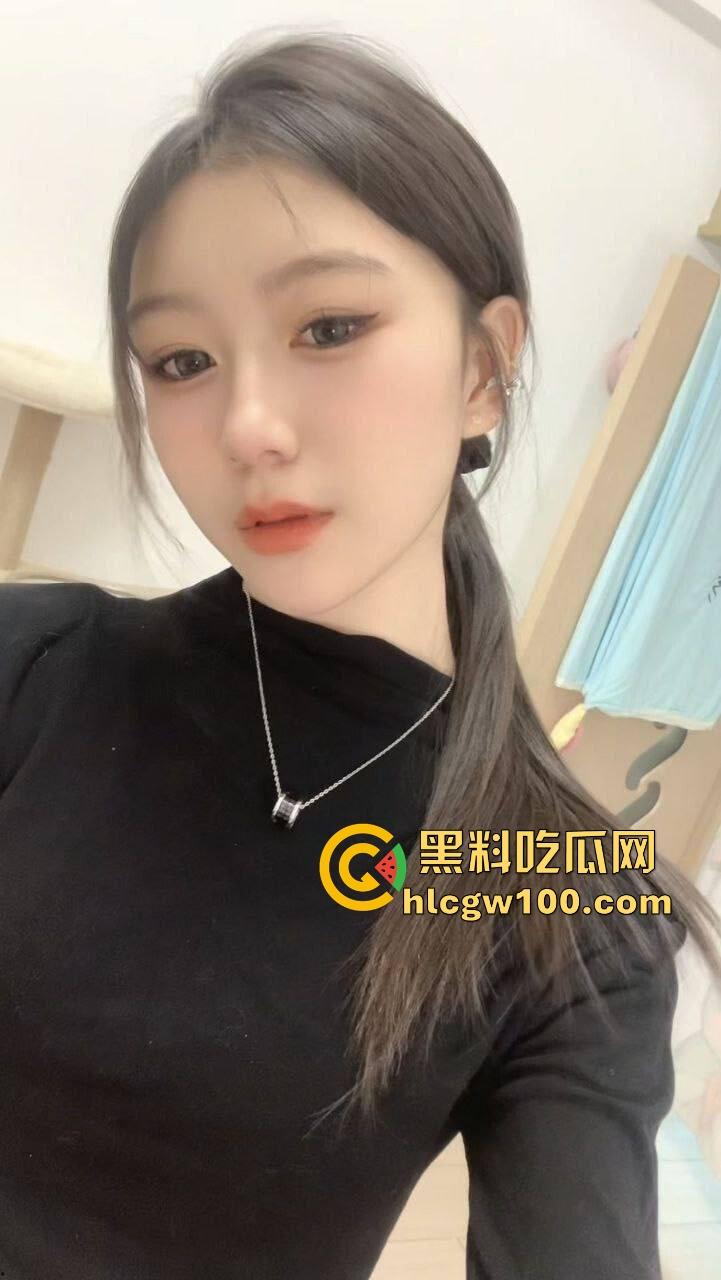 陕西08年生学生【王紫宣】私密视频曝光！嫩逼粉得像水蜜桃嫩到滴水，年轻身体就是不一样，果然是顶级白月光！  第2张