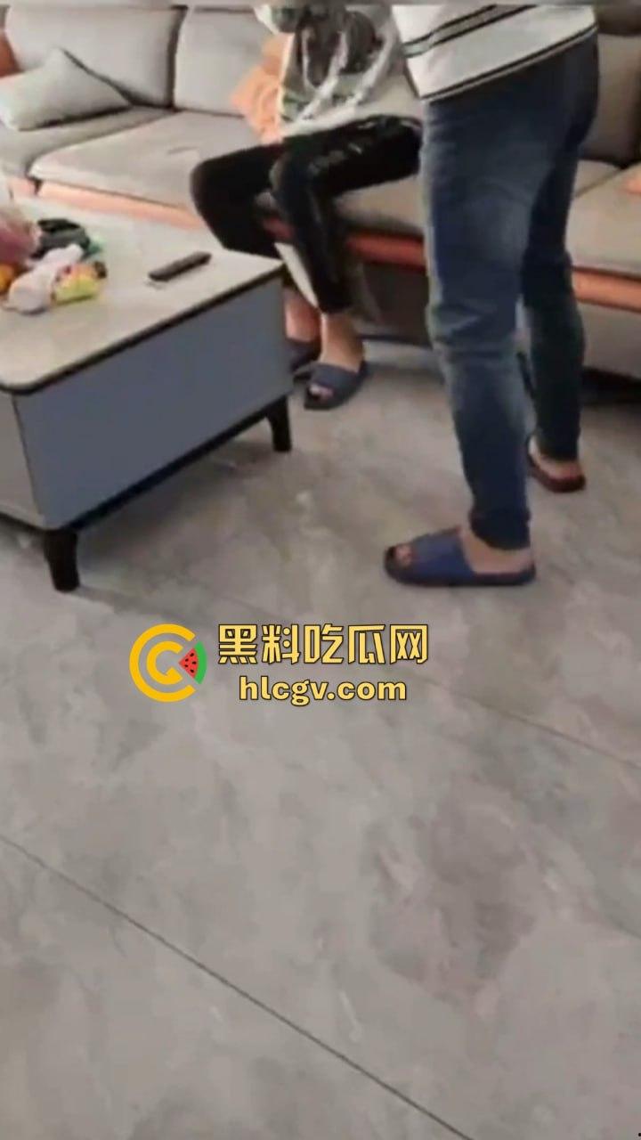 江西景德镇电梯内未成年男孩强行抱走小女孩，轻微处罚引争议，法律这样放纵未来的变态强奸杀人淫魔？  第16张