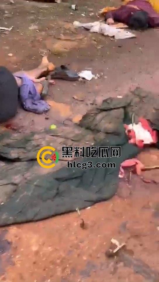 缅甸内战升级！路边尸横遍野，惨状曝光让人不寒而栗！  第5张