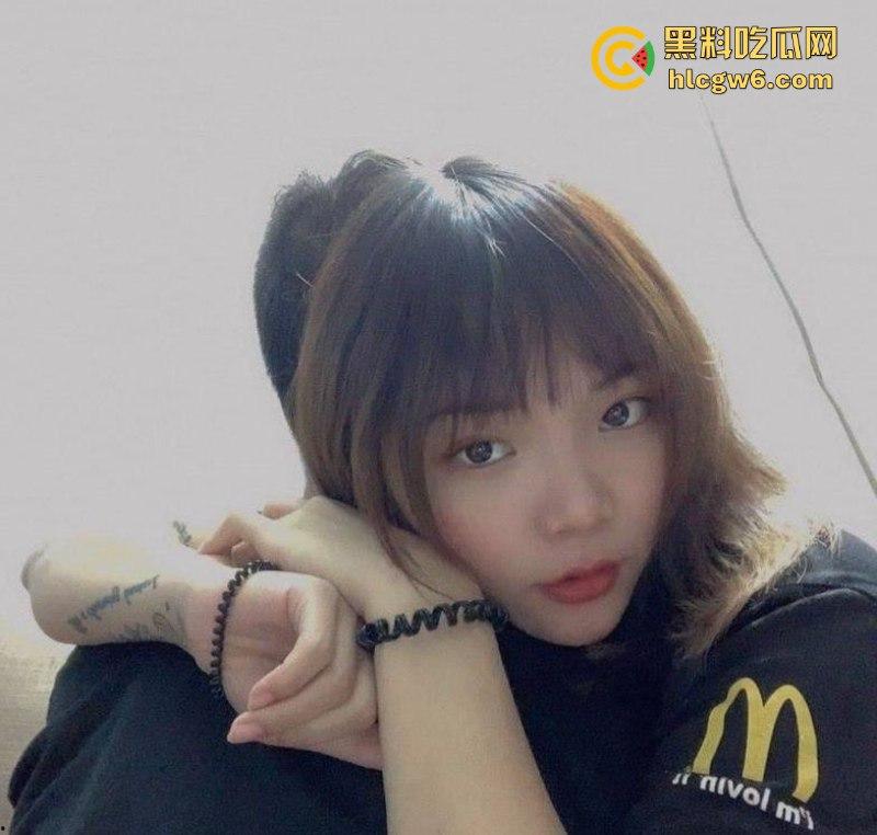 可爱单纯妹遭邻居诱骗开苞调教 淫荡程度日溢渐涨 四川反差学生【孟鹃语】便宜又好用 月付200即可随意操干  第8张