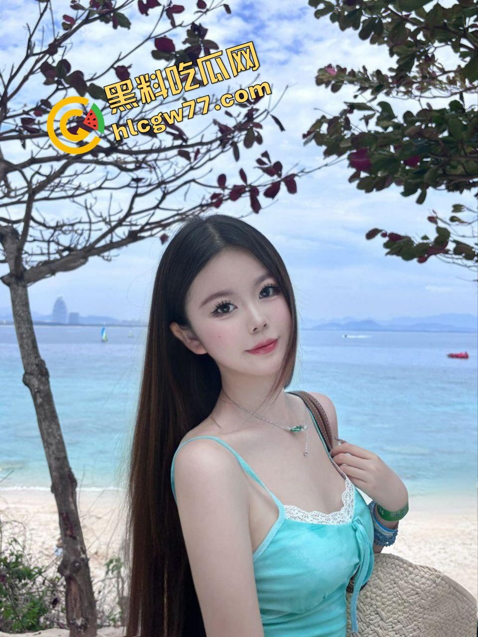 青岛职场【霞姐】清爽短发女领导露脸被操曝光，JK制服渔网骚穴湿到爆，男友小鸡巴根本操不爽！  第7张