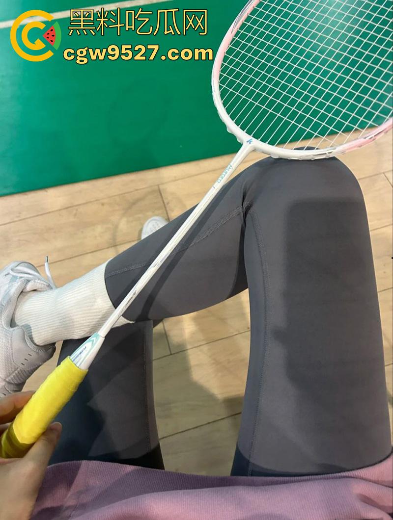 鲁东大学甜美尤物【邹穆彤】,高颜值大奶学生妹,白天女神晚上母狗,手指插逼淫水乱流,淫荡到没边! 第4张 鲁东大学甜美尤物【邹穆彤】,高颜值大奶学生妹,白天女神晚上母狗,手指插逼淫水乱流,淫荡到没边! 第4张