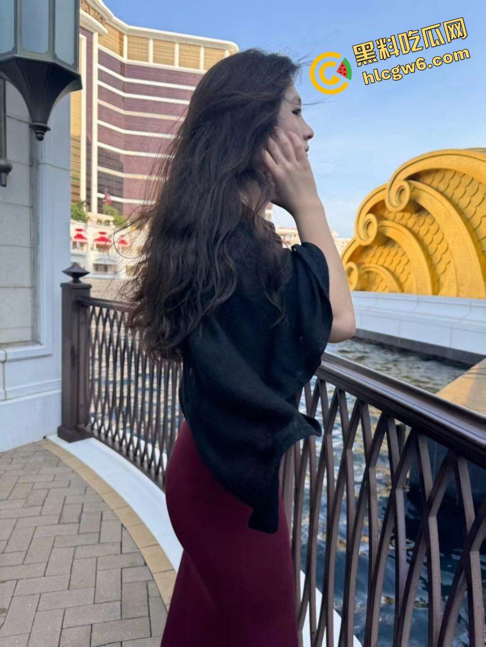 湖南株洲化工大专反差气质骚鸡『宛予淇』公交车骚母狗 兼职约炮大哥骑肉棒！原创独家曝光！  第2张