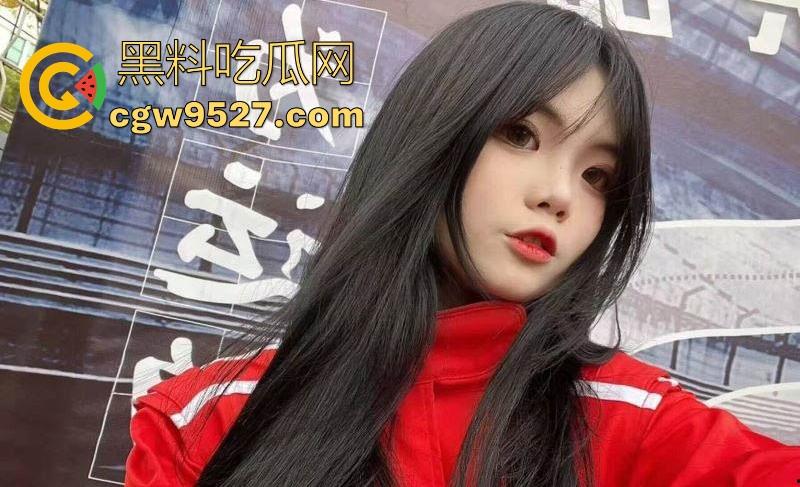 山西清纯嫩妹【林佳艺】 从清纯的少女到骚货反差惊人，露脸展示高超口交技巧，口交骑乘后入玩法多样！  第4张