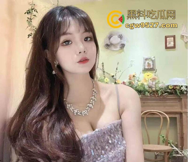 山西清纯嫩妹【林佳艺】 从清纯的少女到骚货反差惊人，露脸展示高超口交技巧，口交骑乘后入玩法多样！  第6张