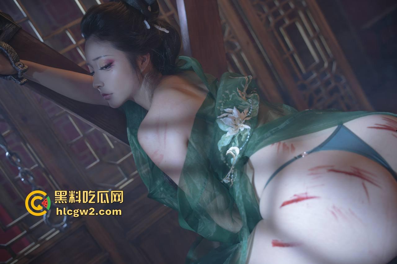 福利姬COS【柳如烟】写真流出！美乳丰臀全程诱惑，骚劲儿十足看得顶不住！  第8张