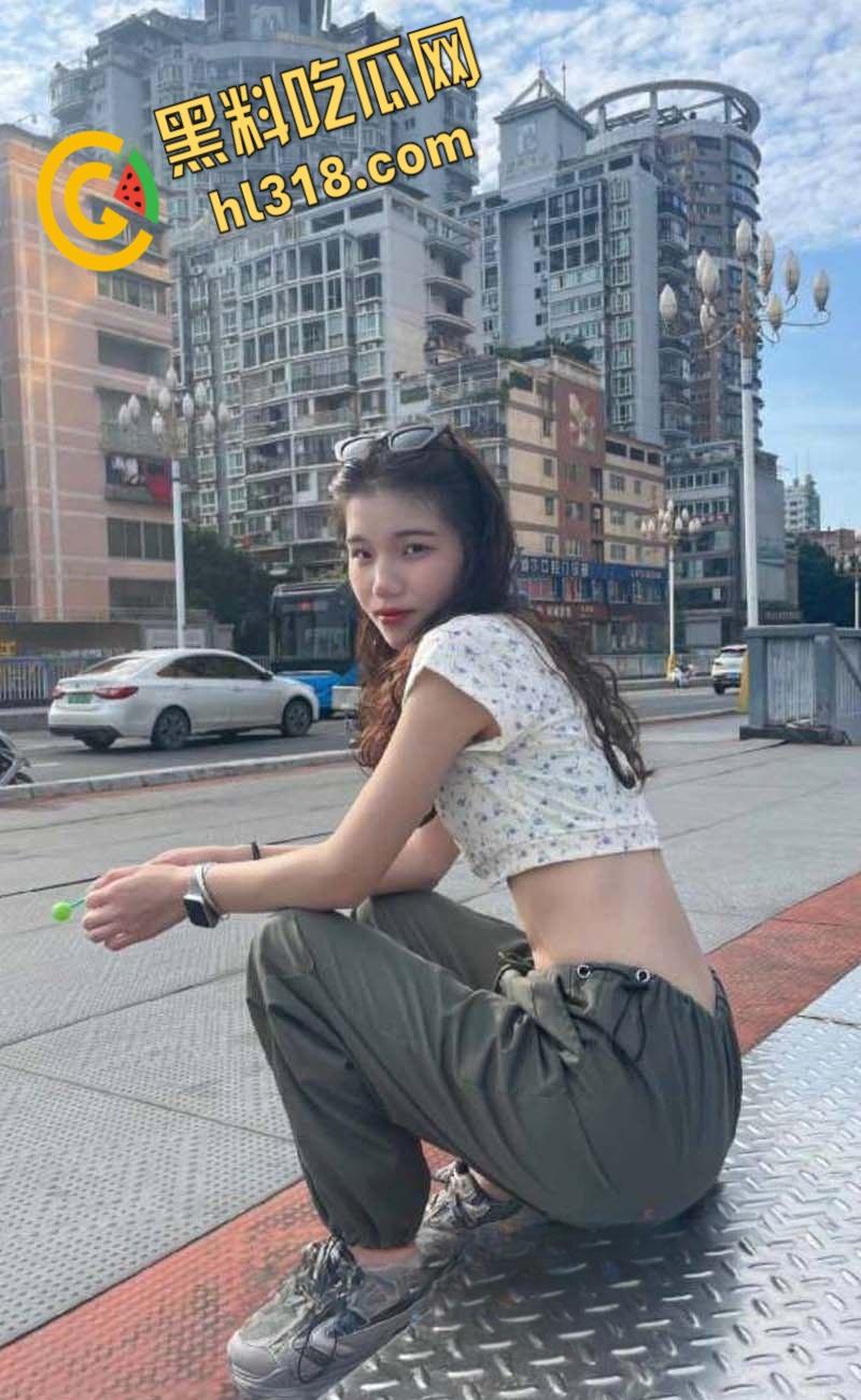 广西南宁【邓婷婷】出轨偷情约炮，绿帽男友无情曝光，清纯白袜白丝被各种爆操打桩，露脸口爆淫荡至极 !  第2张