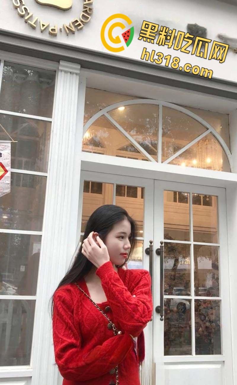 广西南宁【邓婷婷】出轨偷情约炮，绿帽男友无情曝光，清纯白袜白丝被各种爆操打桩，露脸口爆淫荡至极 !  第3张