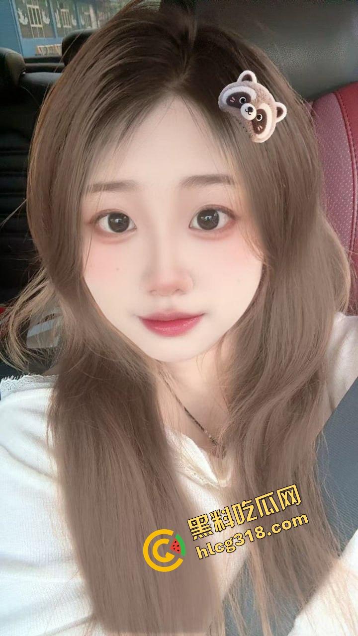 夏天太热怕逼中暑?骚货们风油精灌逼新招,一灌下去冰火两重天,逼口清凉冒烟,谁试谁知道什么叫透心凉! 第3张 夏天太热怕逼中暑?骚货们风油精灌逼新招,一灌下去冰火两重天,逼口清凉冒烟,谁试谁知道什么叫透心凉! 第3张