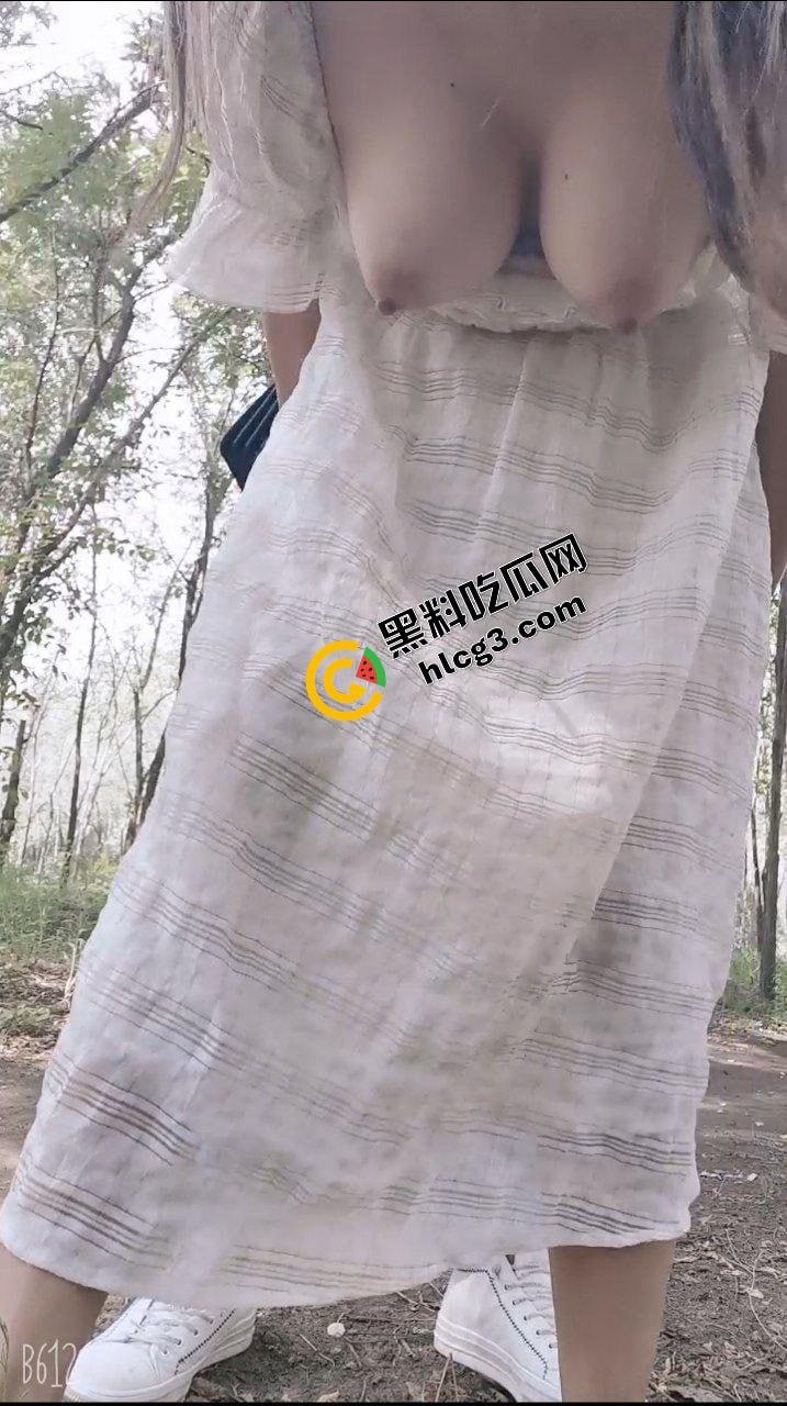 极品反差母狗『英语老师蜜桃吖』野战天花板 擅长勾引单男 激情露出视频流出 第5张 极品反差母狗『英语老师蜜桃吖』野战天花板 擅长勾引单男 激情露出视频流出 第5张