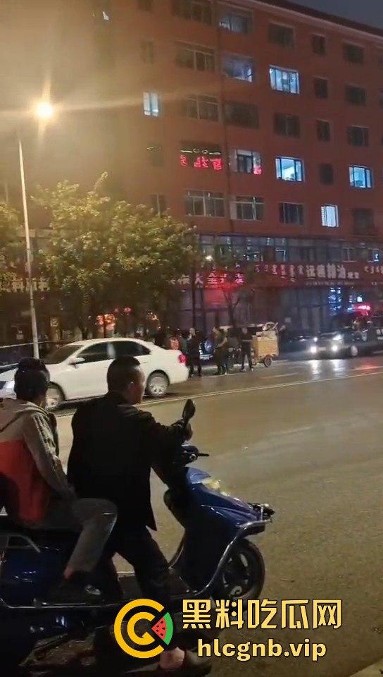 阜新县七楼家庭大战升级！夫妻吵架引发惊天爆炸，整栋楼人心惶惶！  第6张