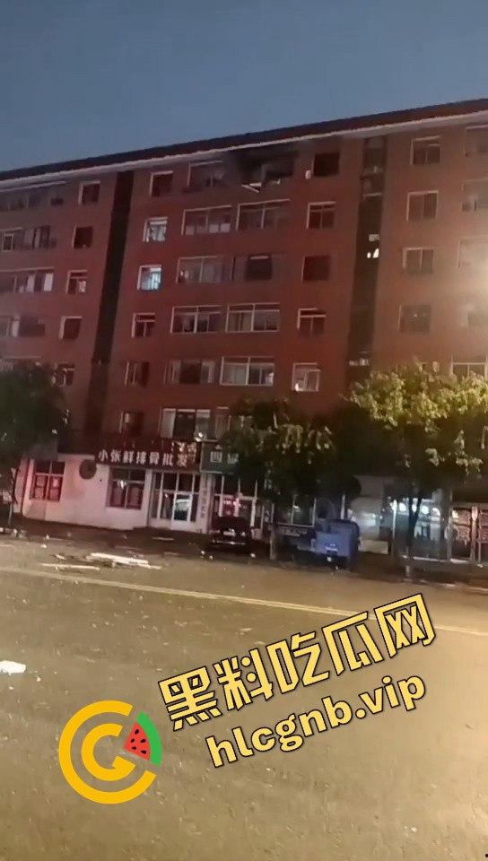 阜新县七楼家庭大战升级！夫妻吵架引发惊天爆炸，整栋楼人心惶惶！  第7张