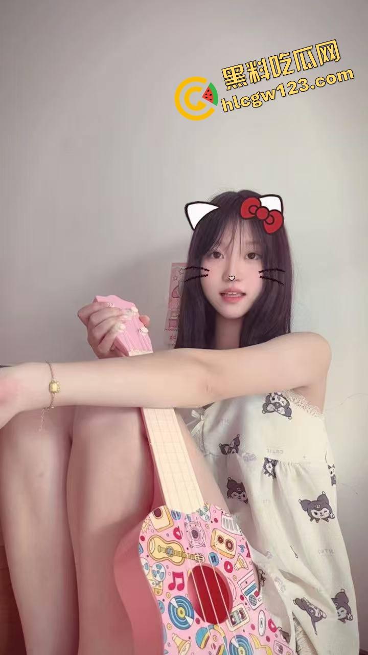 青岛大学研究生【程明琪】塌房 清纯学霸身材堪比模特，却被渣男曝光床照，粉嫩身躯全网疯传！  第5张