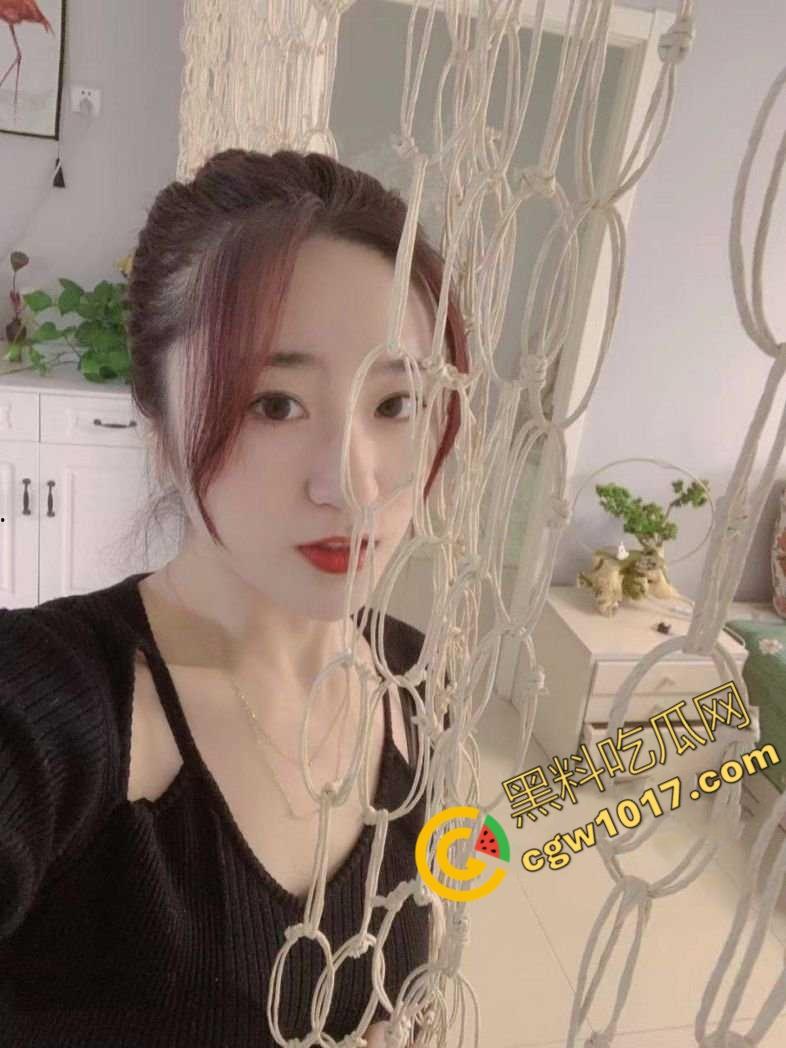 沈阳豪乳少妇【邓佳蕾】的淫荡诱惑:3P狂欢,狗绊式狂操,汁水四溅,欲仙欲死,疯狂放纵! 第4张 沈阳豪乳少妇【邓佳蕾】的淫荡诱惑:3P狂欢,狗绊式狂操,汁水四溅,欲仙欲死,疯狂放纵! 第4张