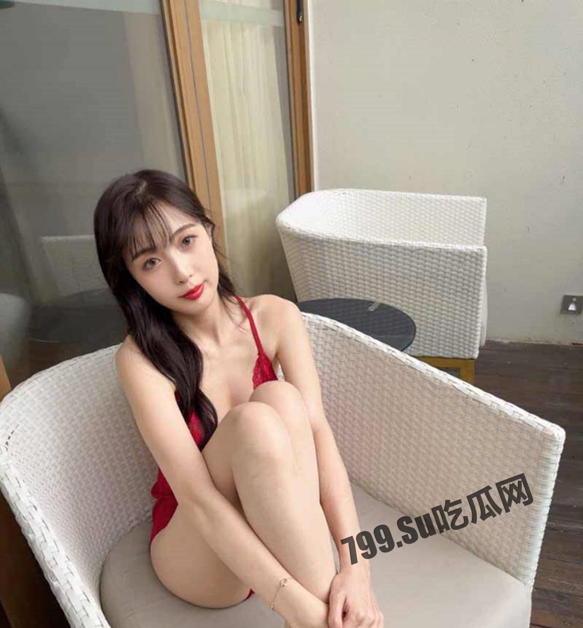 秀人网绝美人气女神「林星阑」最新大尺度制服套装私拍花絮  第23张