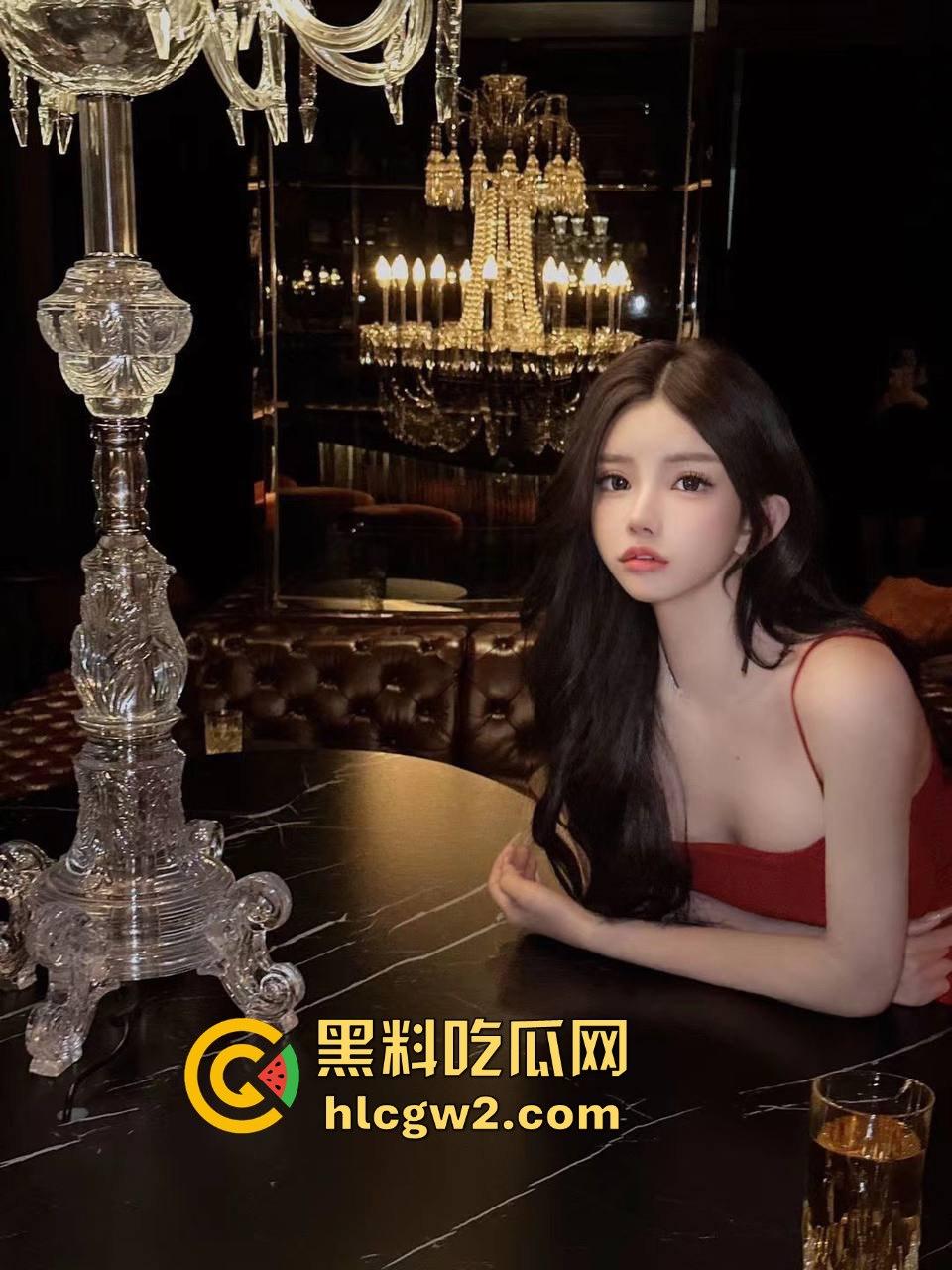 极品颜值女神『万欣雨』被爆操实录流出 私下竟是金主专属母狗，各种爆操配合销魂，穷人高攀不起的精盆！  第2张