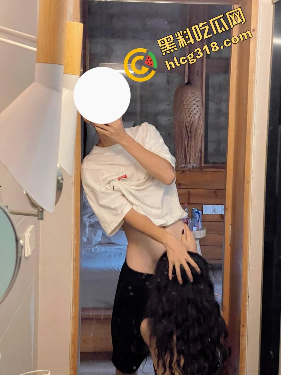 江苏泰迪王又开冲了，一天操四次小母狗没一个顶得住，几个00后炮友姿势全用上还是撑不过十分钟！  第9张