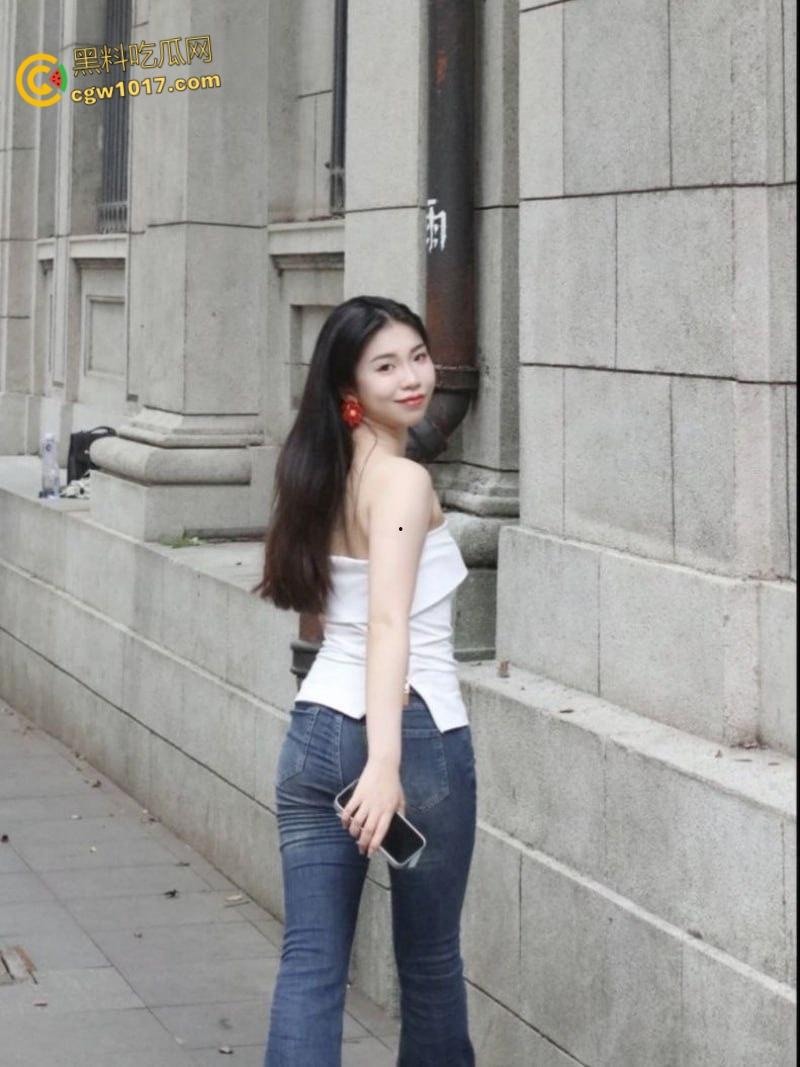 山西科技大学高颜值校花【张佳慧】性爱视频曝光，肥臀翘得像蜜桃，男友狠干嫩穴浪叫连连高潮不止！  第5张