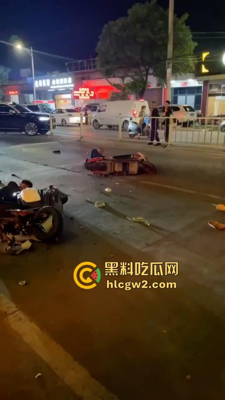 “晕倒前先把微信记录清一下！”潮汕东彩路精神小伙酒后驾摩托车狂飙酿车祸 不顾断腿先拿手机 这是有啥秘密啊？  第2张