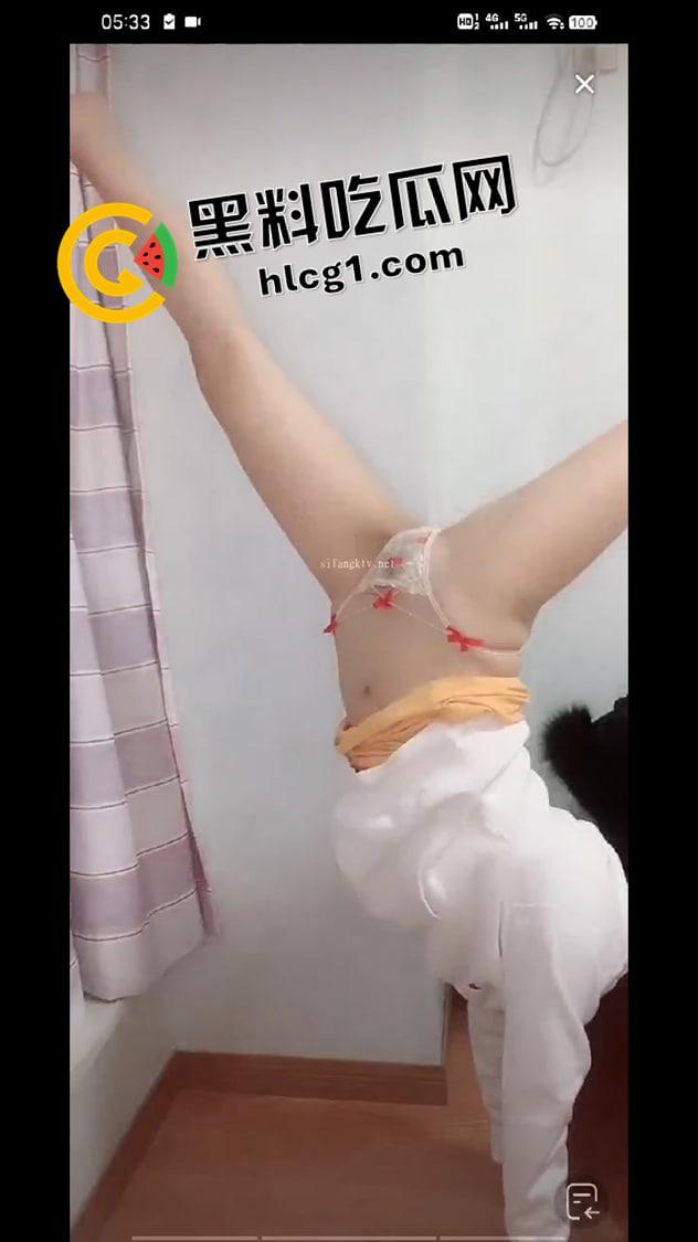 直播露点闪现大合集！擦边到极限就是露点 朦胧产生美啊  第6张