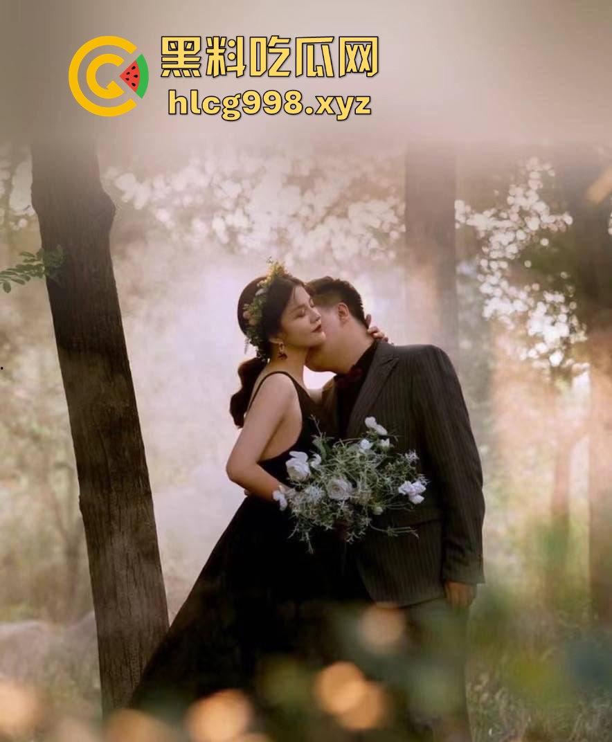 山东临沂罗庄的熟人妻李秀平,跟闺蜜酒店开房狂欢,粉鲍黑逼撅着翘,吃鸡巴像吸牛奶! 第7张 山东临沂罗庄的熟人妻李秀平,跟闺蜜酒店开房狂欢,粉鲍黑逼撅着翘,吃鸡巴像吸牛奶! 第7张