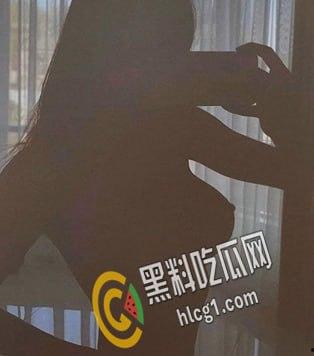 越南童颜巨乳白虎网红 TranMinhThienDi 身材极品的反差婊 发给男友的私房片泄漏  第8张