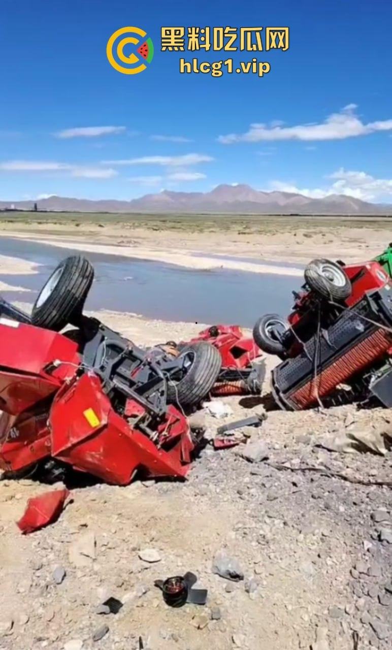 让人揪心！宁夏到西藏安多山高速公路发生惨烈事故 挂车相撞现场一片狼藉  第7张