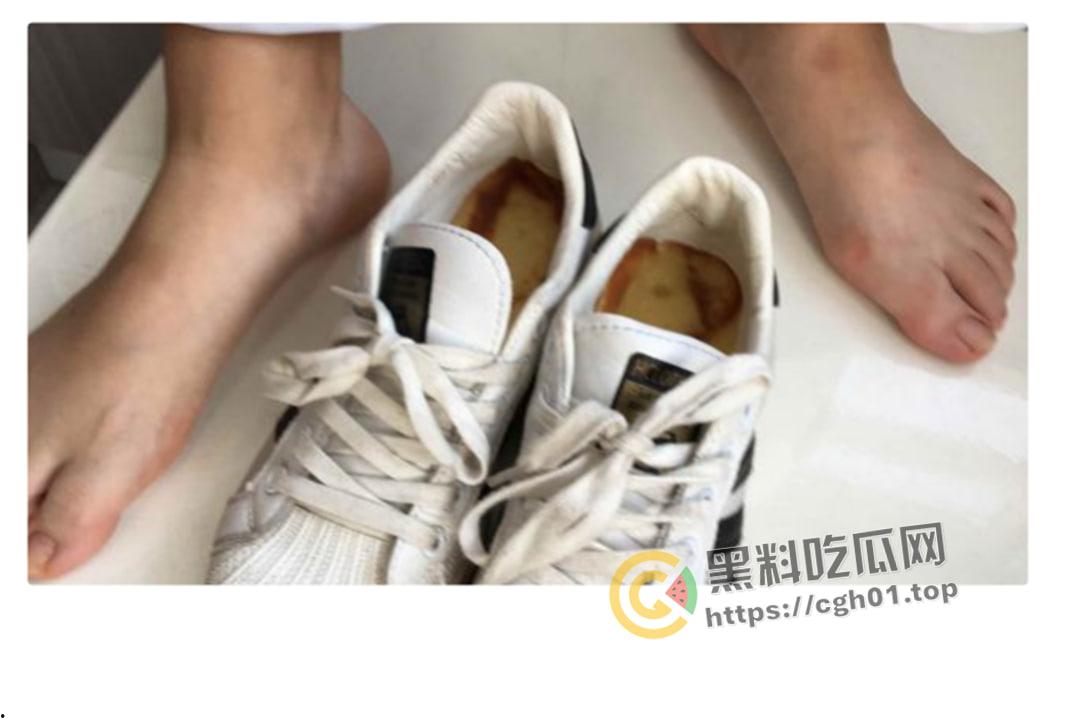 M男被初中生妹子圈养狂虐一星期 黄金圣水当饭 肋骨骨折 差点被打死 超详细记录  第9张