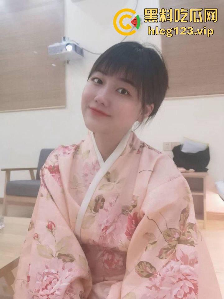 刚毕业女大学生遭男友威胁!私密高清全程录播曝光,尺度口交画面令人震惊! 第5张 刚毕业女大学生遭男友威胁!私密高清全程录播曝光,尺度口交画面令人震惊! 第5张