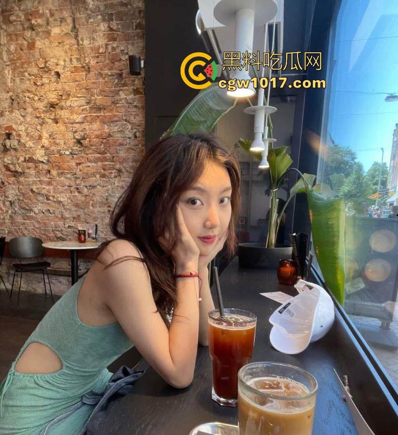 极品高颜值女留学生 ,吊多民富二代,各种场合深喉吞屌喷精浪叫,玩转富豪圈堪称时间管理大师! 第6张 极品高颜值女留学生 ,吊多民富二代,各种场合深喉吞屌喷精浪叫,玩转富豪圈堪称时间管理大师! 第6张