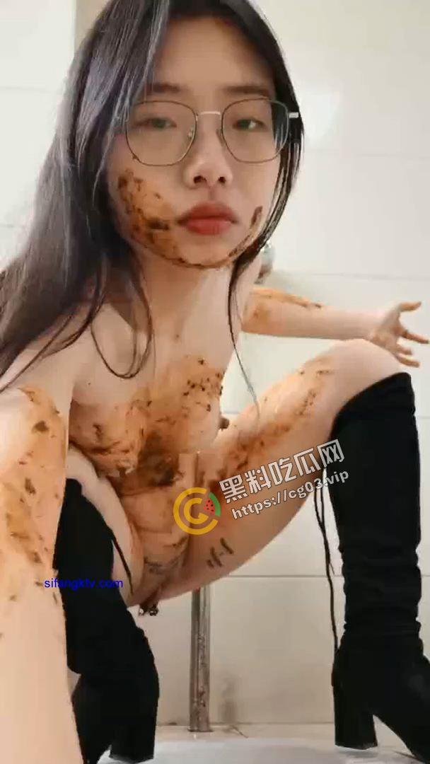 实名曝光!武汉地质大学研究生【陈洁莹】 反差婊 户外调教 吞精 扩阴 吃屎 重口慎入! 第8张 实名曝光!武汉地质大学研究生【陈洁莹】 反差婊 户外调教 吞精 扩阴 吃屎 重口慎入! 第8张