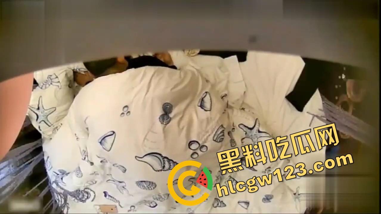 民宿开房无套爆操啪啪啪啪正激烈,换姿势换到发现针孔摄像头,女的还没高潮,摄像头先翻车! 第8张 民宿开房无套爆操啪啪啪啪正激烈,换姿势换到发现针孔摄像头,女的还没高潮,摄像头先翻车! 第8张