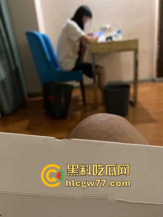 海角社区 和亲侄女的真实叙事 第三视角拍摄 用最爱的姿势来操最爱的侄女 第4张 海角社区 和亲侄女的真实叙事 第三视角拍摄 用最爱的姿势来操最爱的侄女 第4张