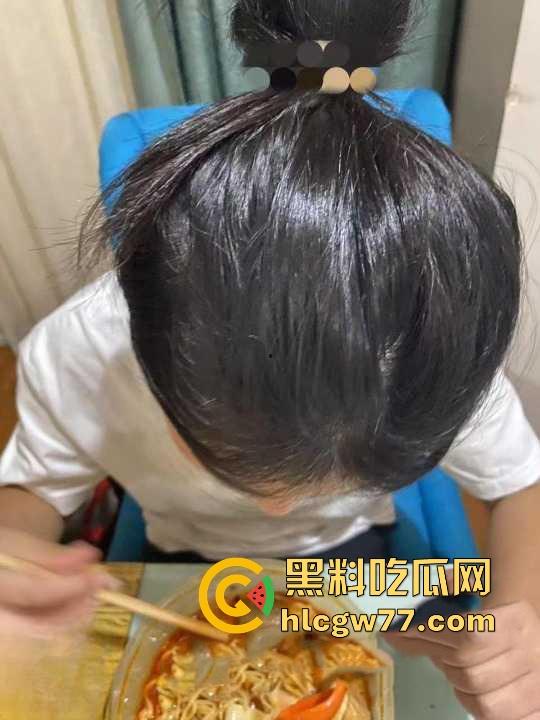 海角社区 和亲侄女的真实叙事 第三视角拍摄 用最爱的姿势来操最爱的侄女 第6张 海角社区 和亲侄女的真实叙事 第三视角拍摄 用最爱的姿势来操最爱的侄女 第6张