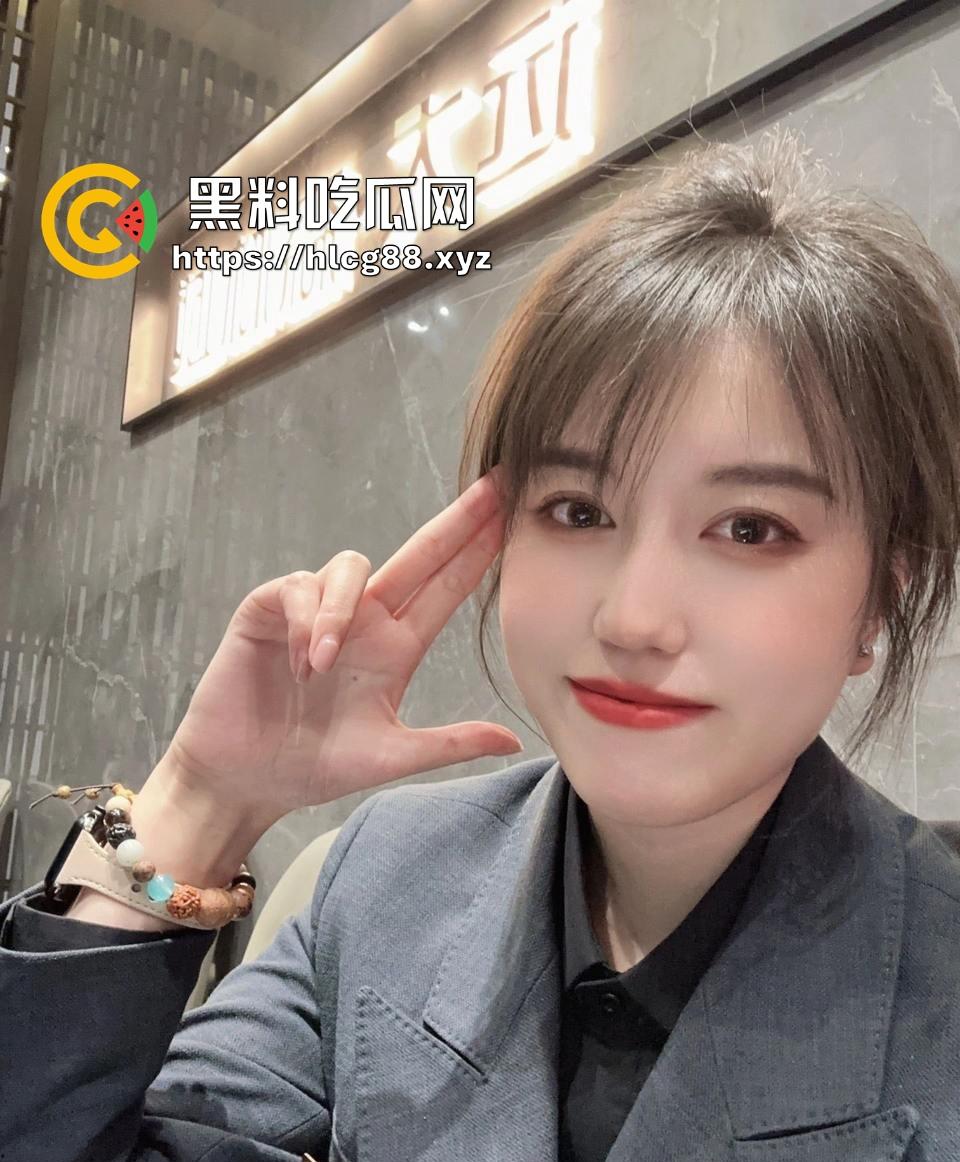 南通售楼骚货『郭智玲』三天卖四套房,买房送逼随便操,3P内射拼业绩被视频曝光! 第14张 南通售楼骚货『郭智玲』三天卖四套房,买房送逼随便操,3P内射拼业绩被视频曝光! 第14张