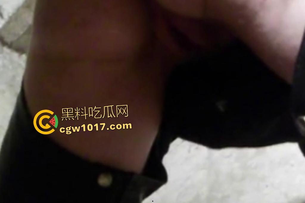 女主人用骚逼安慰发情马儿,大鸡巴插几分钟射精,戴套不过瘾还要换马射满子宫,马儿心想:就插这么点,跟我玩呢! 第7张 女主人用骚逼安慰发情马儿,大鸡巴插几分钟射精,戴套不过瘾还要换马射满子宫,马儿心想:就插这么点,跟我玩呢! 第7张