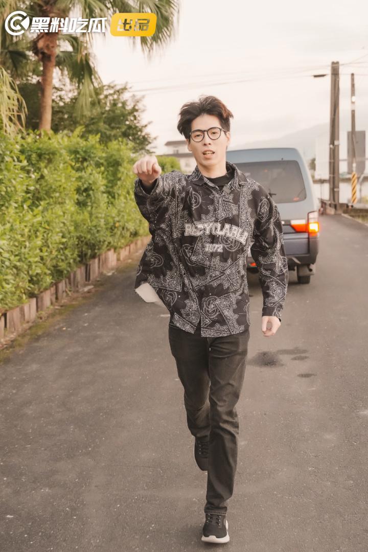 黑料吃瓜网新春特播短剧-《再见贱人4之我不绿了!》EP08 第4张 黑料吃瓜网新春特播短剧-《再见贱人4之我不绿了!》EP08 第4张